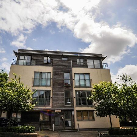 Your Stay Bristol Cotham Lawn Exterior photo